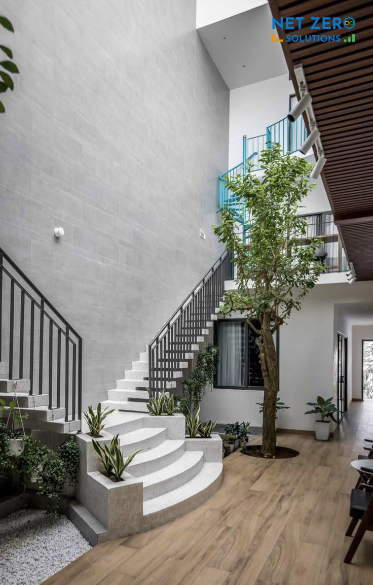 cầu thang ngoài trời lên sân thượng từ bê tông