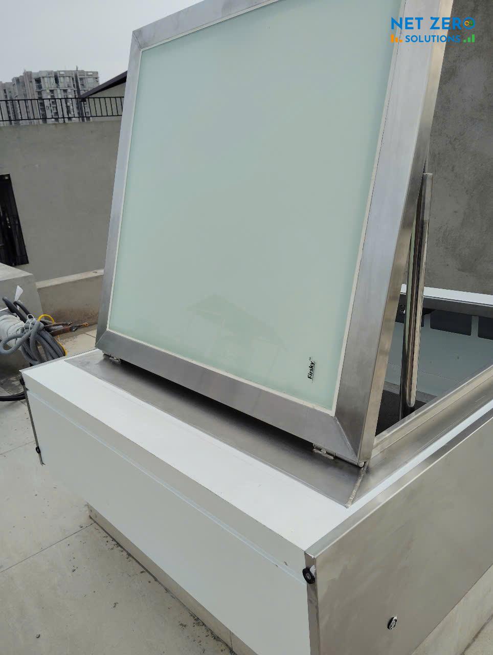 Lắp Giếng trời thông minh kết hợp Nắp thăm mái tại Thịnh Hào, Hà Nội