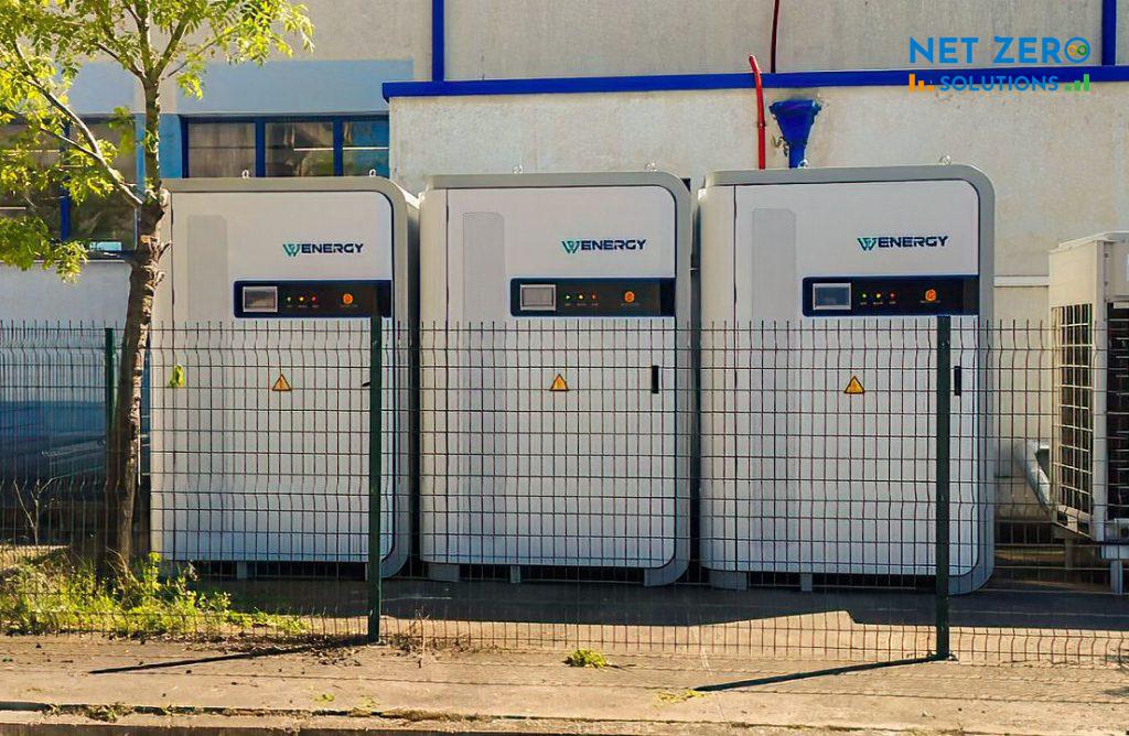Giải pháp điện mặt trời và pin lưu trữ cho nhà máy
